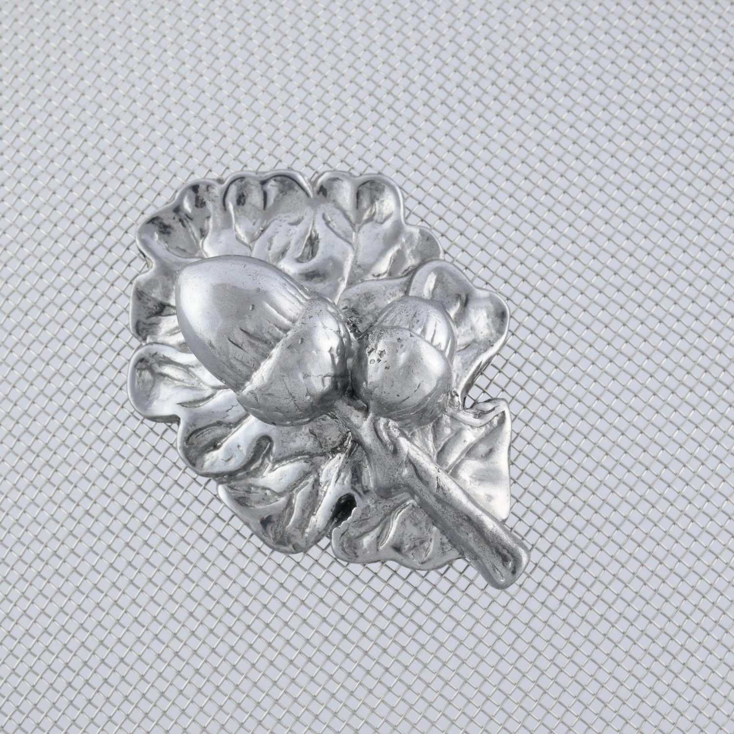 Arthur Court Oak Leaf / Acorn Stainless Mesh Picnic Cover