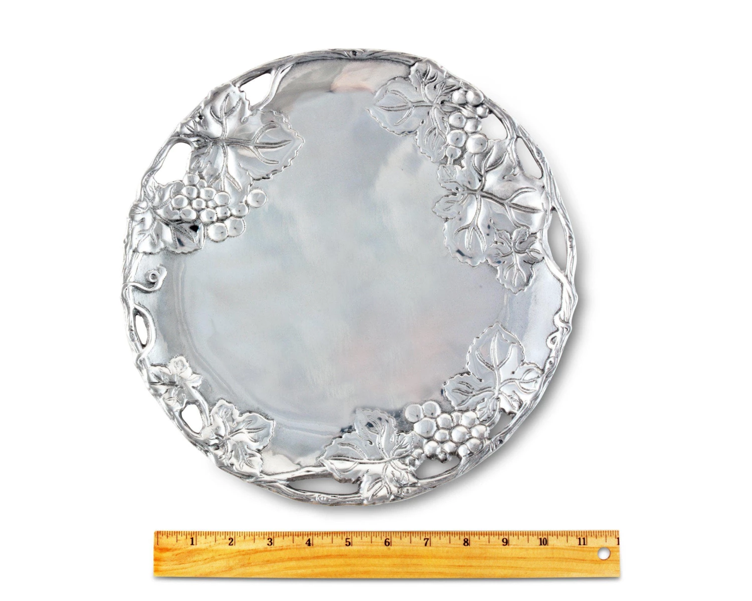 Arthur Court Grape 12 Round Plate Trays
