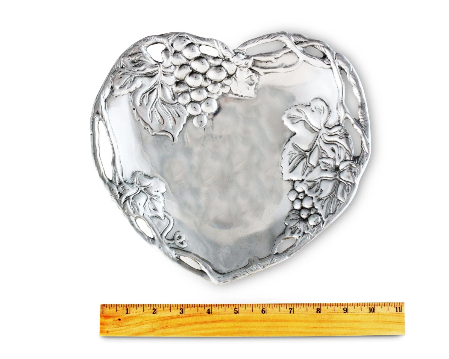 Arthur Court Trays Grape Heart Coupe Tray