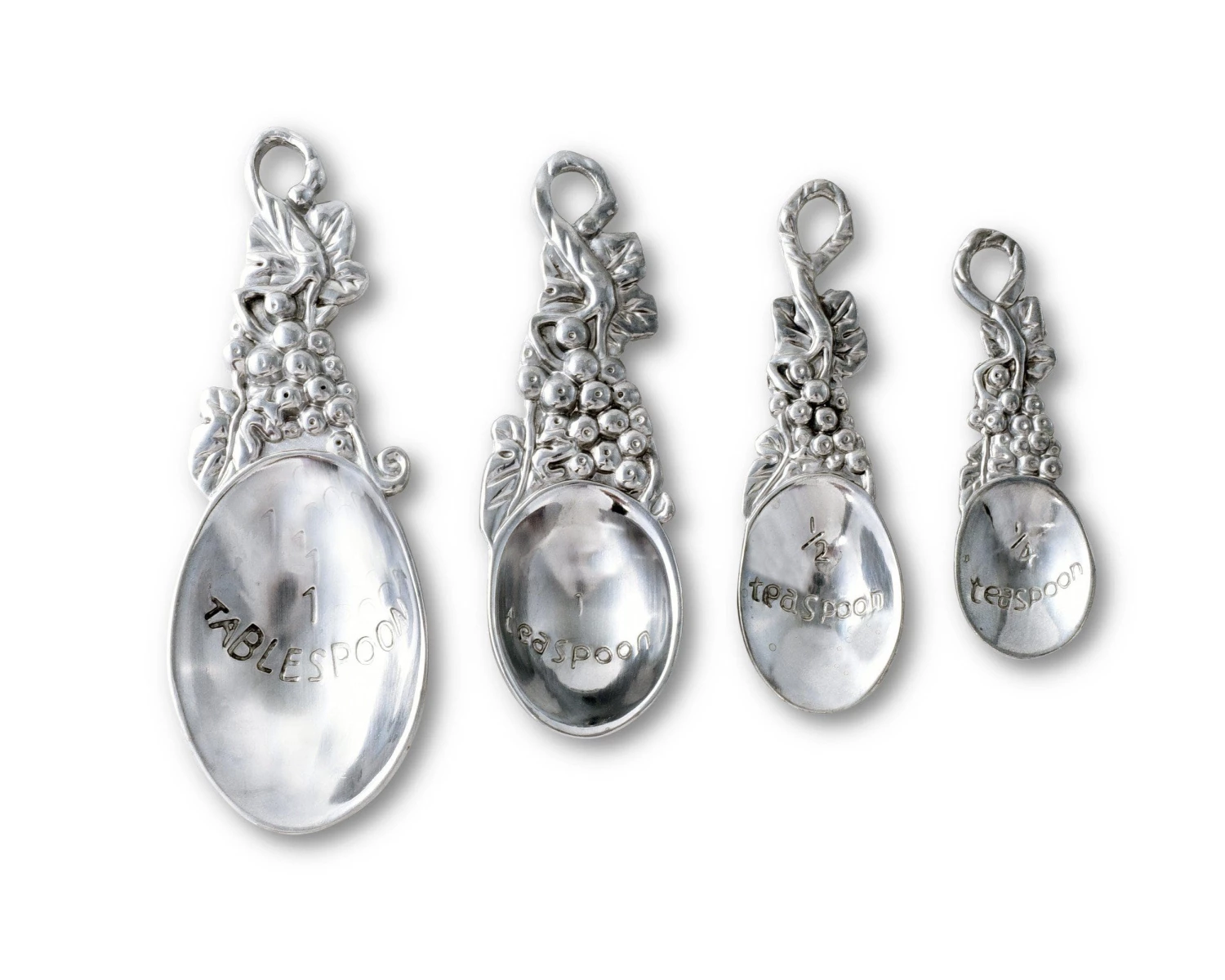 Arthur Court Measuring Cups Grape Measuring Spoons