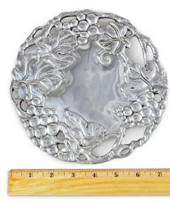 Arthur Court Grapevine Trivet