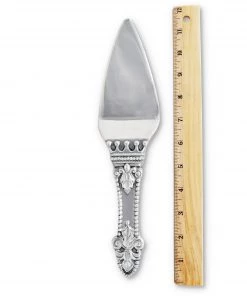 Arthur Court Mardi Gras Pie Server