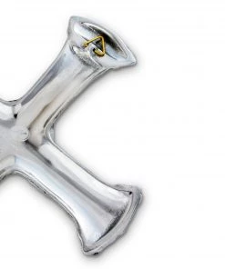 Arthur Court Wall 14 Cross