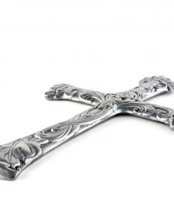 Arthur Court Wall 14 Cross