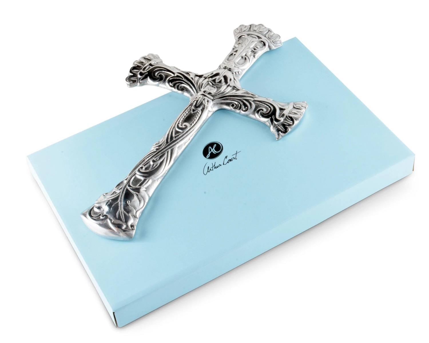 Arthur Court Wall 14 Cross