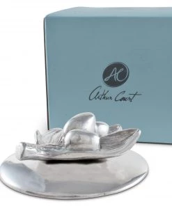 Arthur Court Olive Napkin Weight