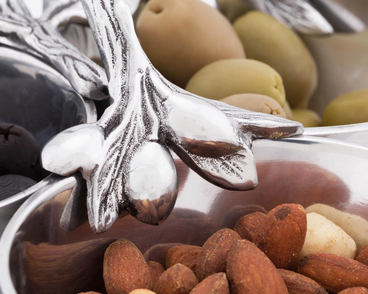 Arthur Court Olive Serving Bowls